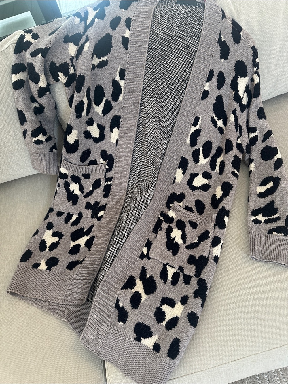 Leopard Print Open-Front Women's Cardigan Sweater - Gray/Black